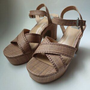 New DV Dolce Vita Shoe Size 9.5 US Tan Sandals Women's Mayda Heeled